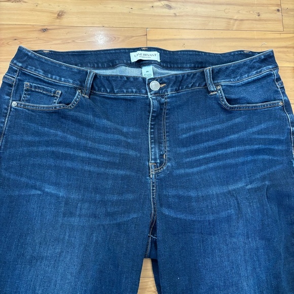 Lane Bryant Midrise Super Stretch Skinny Pedal 5-pocket Denim Jeans Plus size 24 - Picture 3 of 10